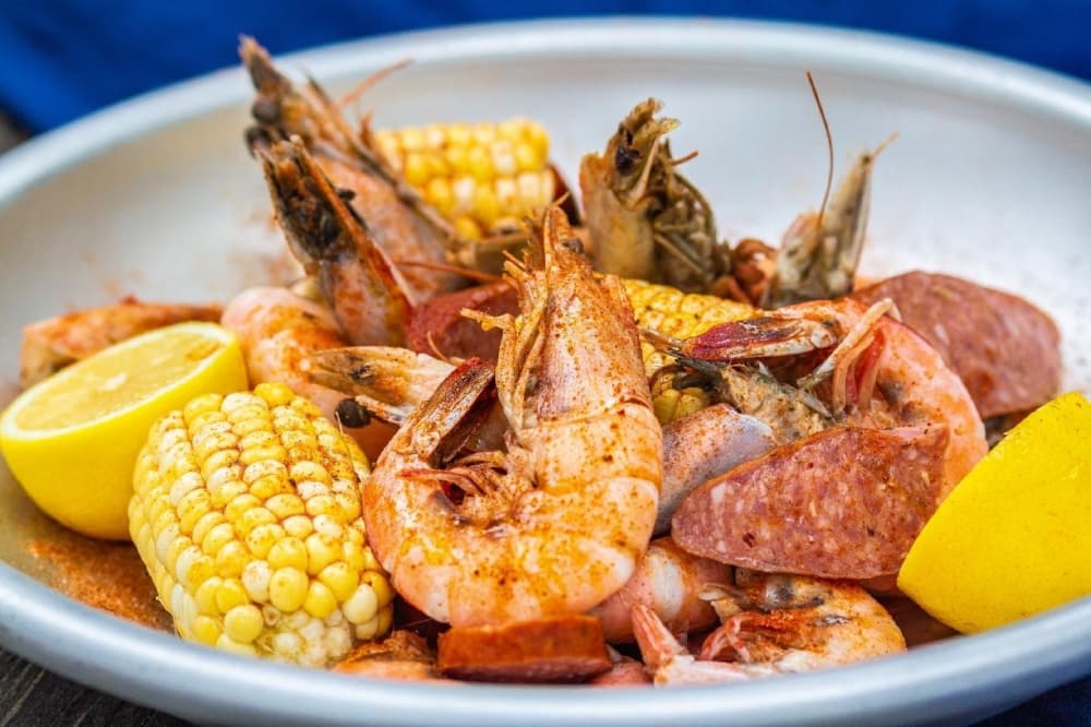 New sustainable seafood spot opens and more Southwest Austin business news