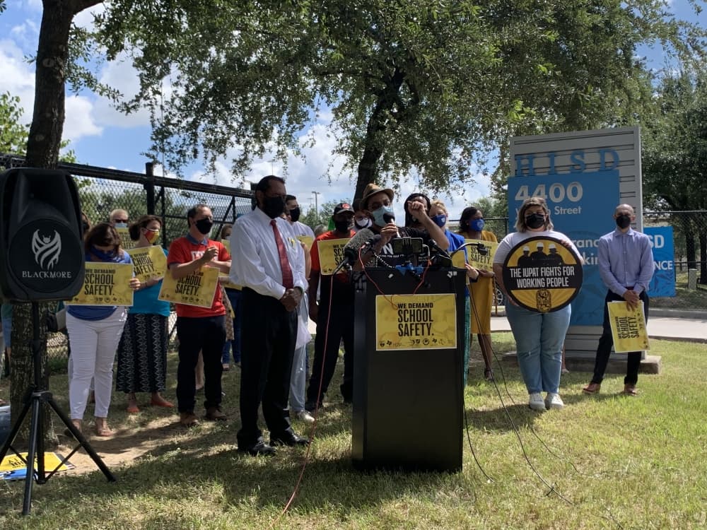 Houston-area teachers, parents gather in support of mask mandates