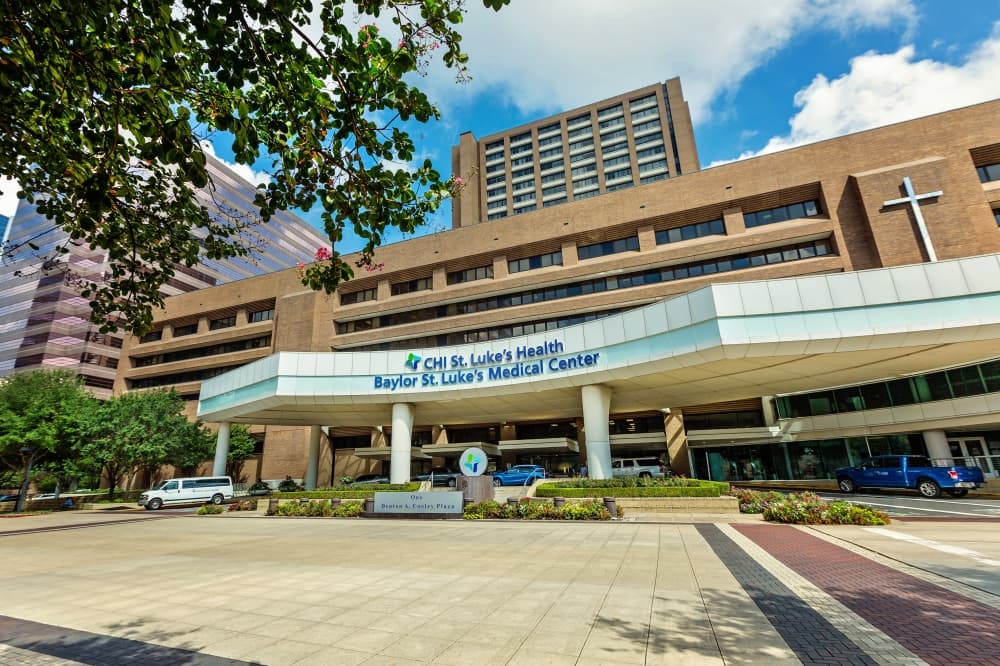 St. Luke's Health announces COVID-19 vaccine mandate for all employees