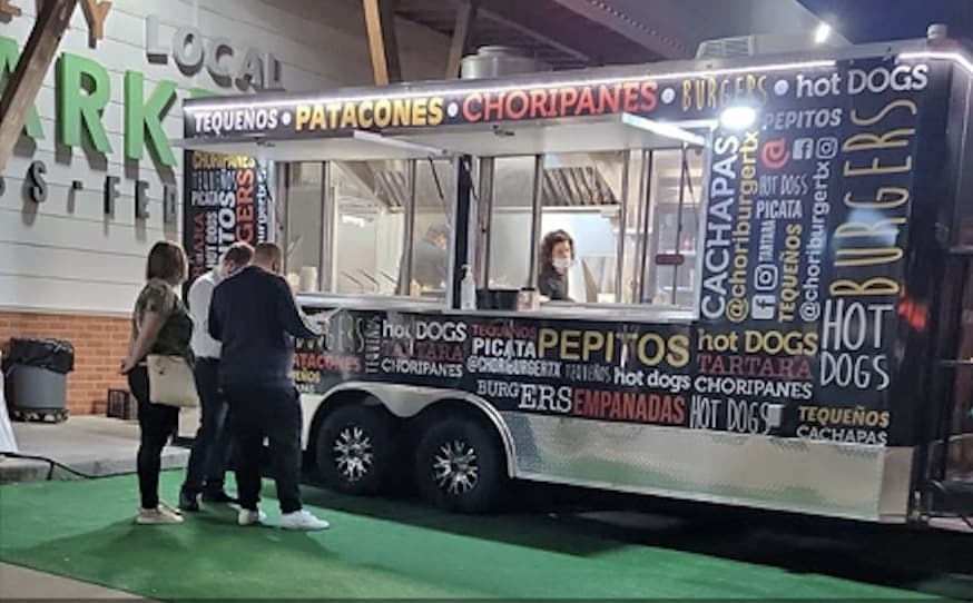 Food truck yard and bar El Patio at Mason coming soon to Katy area
