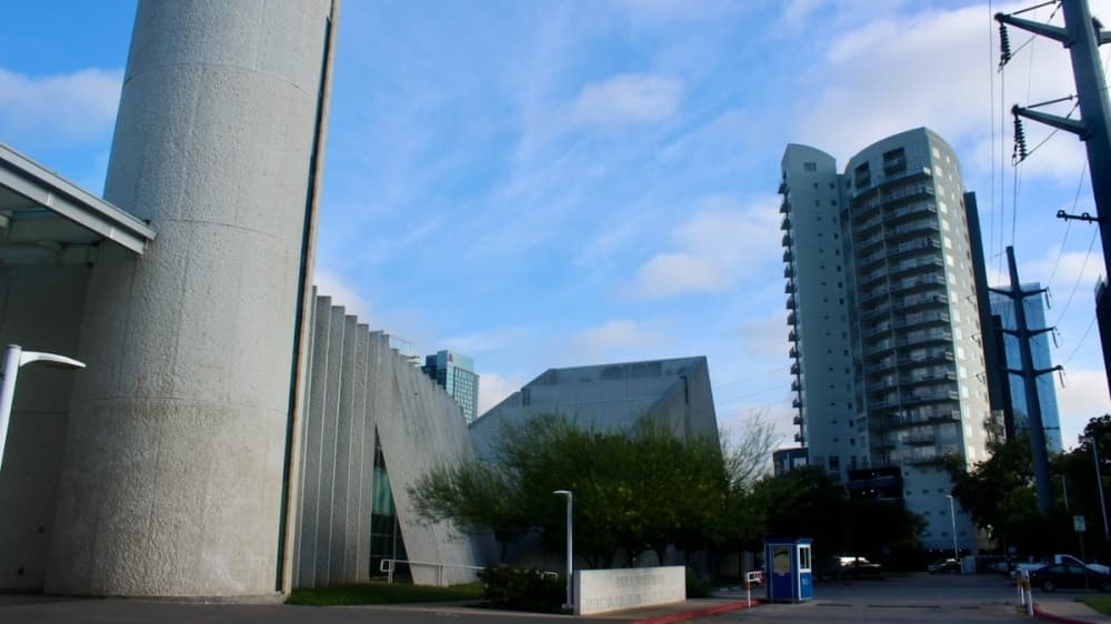 Mexican American Cultural Center board appeals for end to Austin's initial Red River Street extension planning