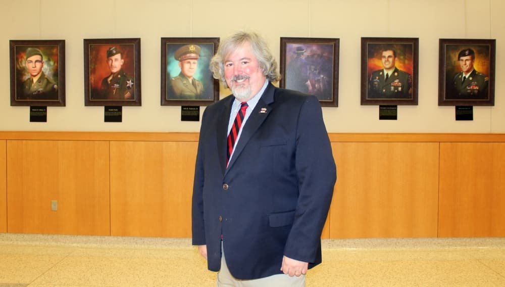 Artist Colin Kimball honors fallen service members of Collin County via portraits