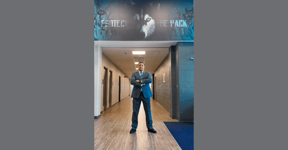 Principal David Paz