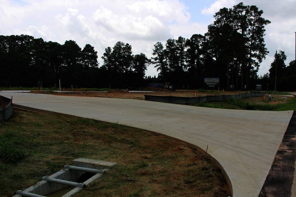 Development on Kuykendahl Road will be site of Uptown Salons Creekside