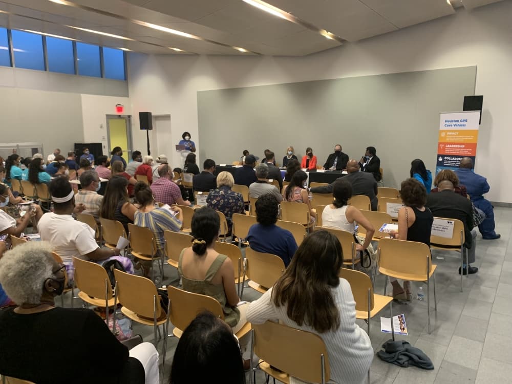 Houston ISD board candidates talk teacher pay, student priorities at Aug. 26 forum