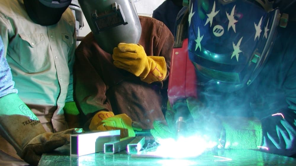 Alvin Community College to offer new automotive technology, welding programs