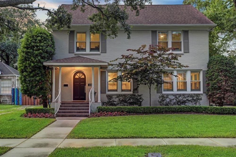 2110 Swift Boulevard, Houston: A remodel of a home built in 1939, this Southgate neighborhood home combines renovation with the home’s original character. The traditional home features white quartz counters, subway tile backsplash, custom cabinetry, and a gas range that has expanded the island-kitchen to a new family room. The family room includes built-ins for television or storage, and double doors that open to an added covered back porch. Bathrooms were redone with classic finishes. Finally, the home boasts flexible spaces up and down. 4 beds, 2 full and 1 half baths/2,745 sq. ft. Sold for $1,242,001-$1,425,000 on Aug. 9. (Courtesy Houston Association of Realtors)