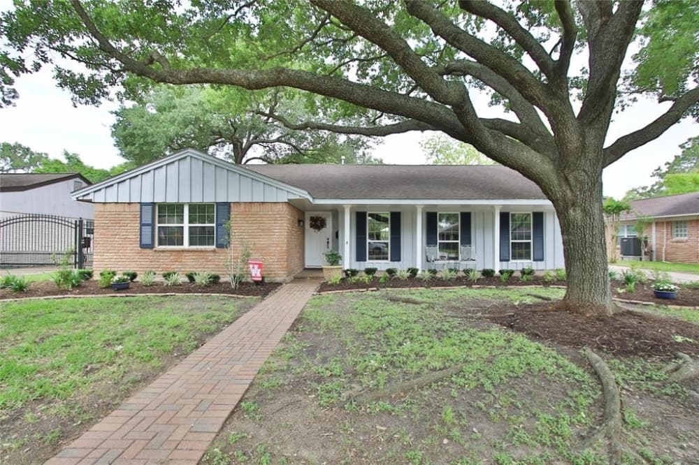 11106 Atwell Drive, Houston: This traditional Westbury neighborhood home that was originally built in 1959 is located within walking distance to Parker Elementary School. Featuring updated interiors, while still maintaining the original oak floors, this home has wide archways and French doors, and features a room that can serve as a professional home office. Numerous renovations and replacements include new rain gutters, a repaired foundation, and granite, with stainless steel appliances. 3 beds, 2 full baths/1,961 sq. ft. Sold for $325,001-$370,000 on Aug. 3. (Courtesy Houston Association of Realtors)