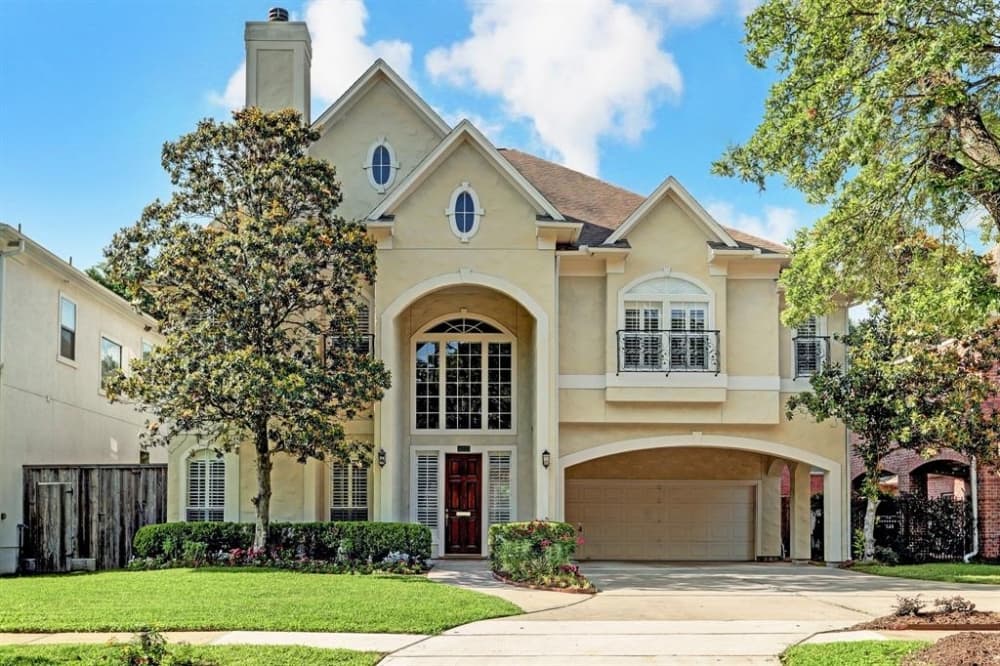 4710 Willow Street, Bellaire: Located in the heart of Bellaire, this traditional home features new quartz kitchen countertops with a new backsplash, new interior paint throughout, new exterior paint, stainless-steel appliances, a grand entryway, crown moulding, hardwood floors and two fireplaces. In addition, this home features an oversized primary suite with coffered ceilings in both the bedroom and bathroom, as well as an extra large sitting/tv area and a balcony overlooking a pool. 4 beds, 4 full and 1 half baths/4,800 sq. ft. Sold for $947,001-$1,082,000 on Aug. 2. (Courtesy Houston Association of Realtors)
