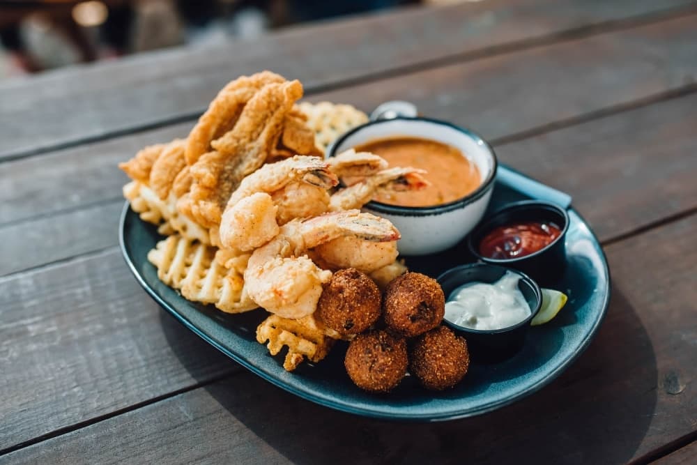 Walk-On's Sports Bistreaux now open in Katy