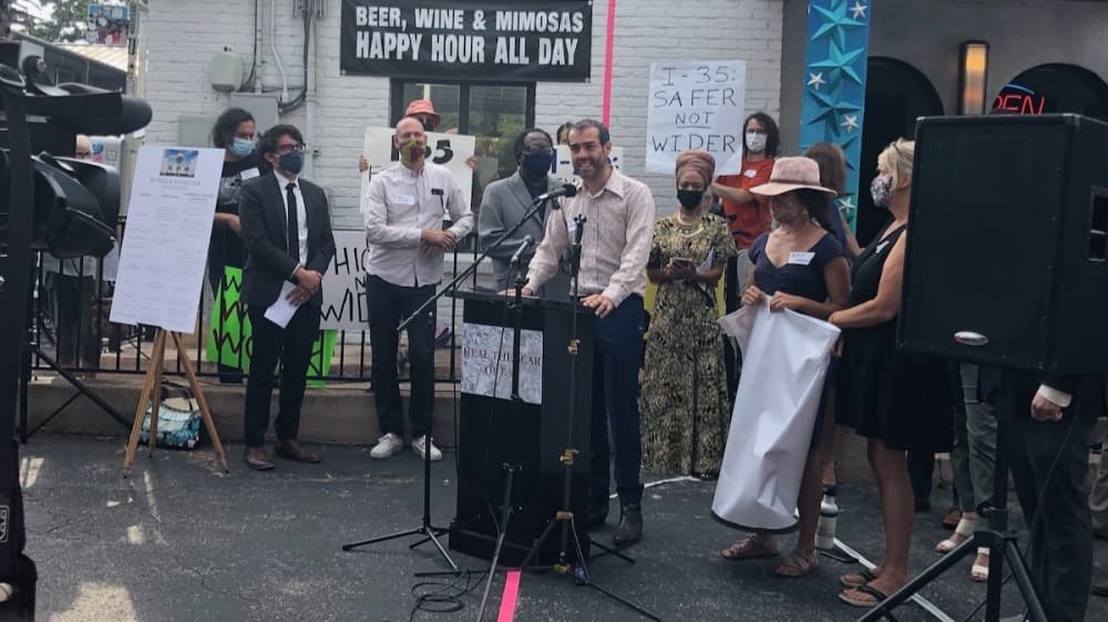 Coalition of Austin council members, transportation advocates, neighborhood businesses unite against TxDOT’s I-35 plan
