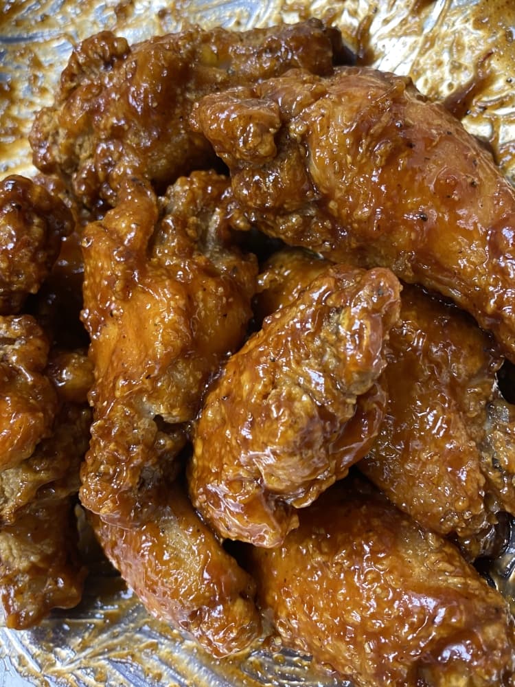 Kickin’ Spicy Korean is one of Flava Wings' many wing flavors. A 10-piece combo is $14.