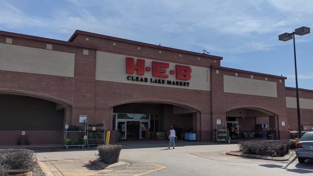 Clear Lake H-E-B closing to make way for new location