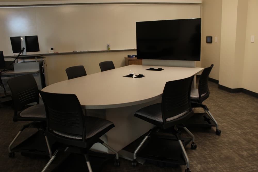 The IT Center has two classrooms designed by computer software faculty that emphasize collaborative learning. (Brooklynn Cooper/Community Impact Newspaper)