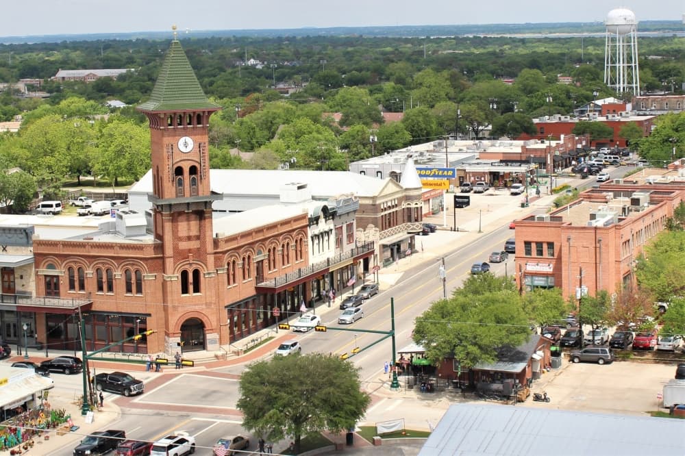 Grapevine approves fiscal year 2022 budget, lowers tax rate by almost 4 percent