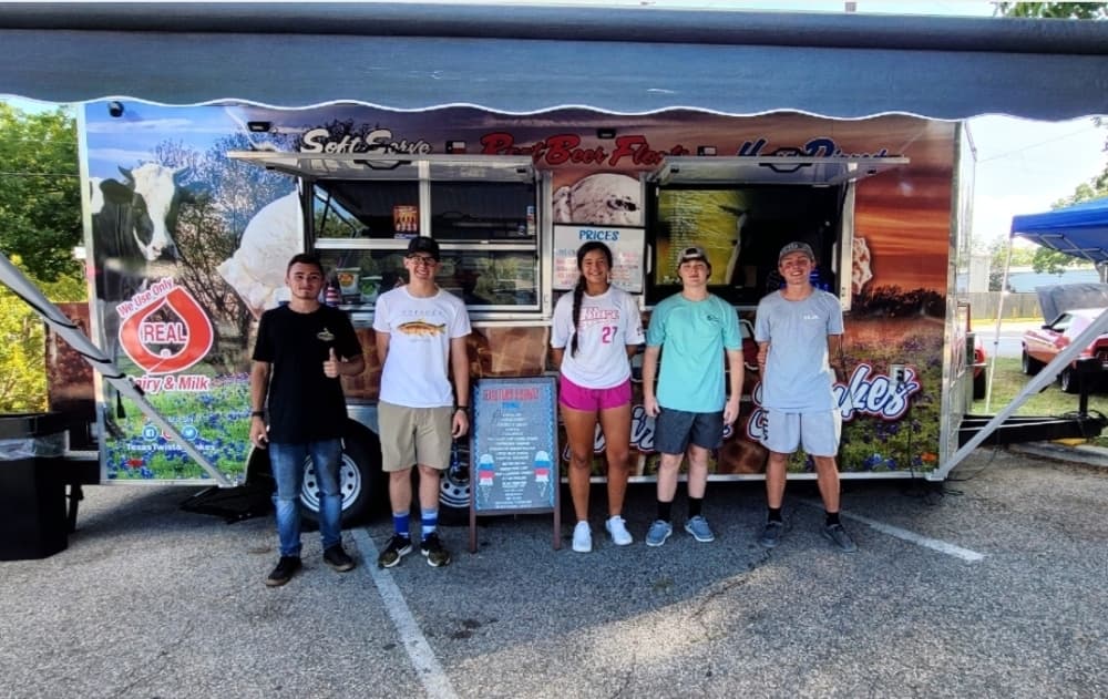 Ice cream truck Texas Twist and Shakes now open in historic Montgomery