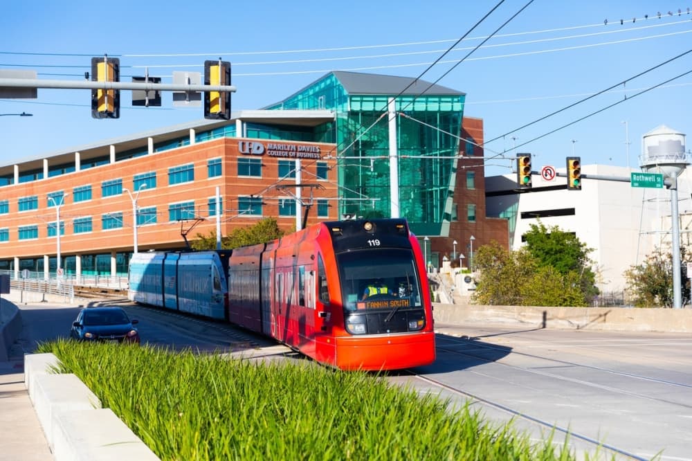 Report finds need for sustainable, reliable public transit throughout COVID-19 pandemic