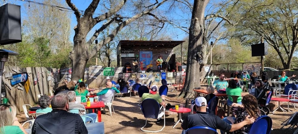 15 live music venues to visit in Cy-Fair