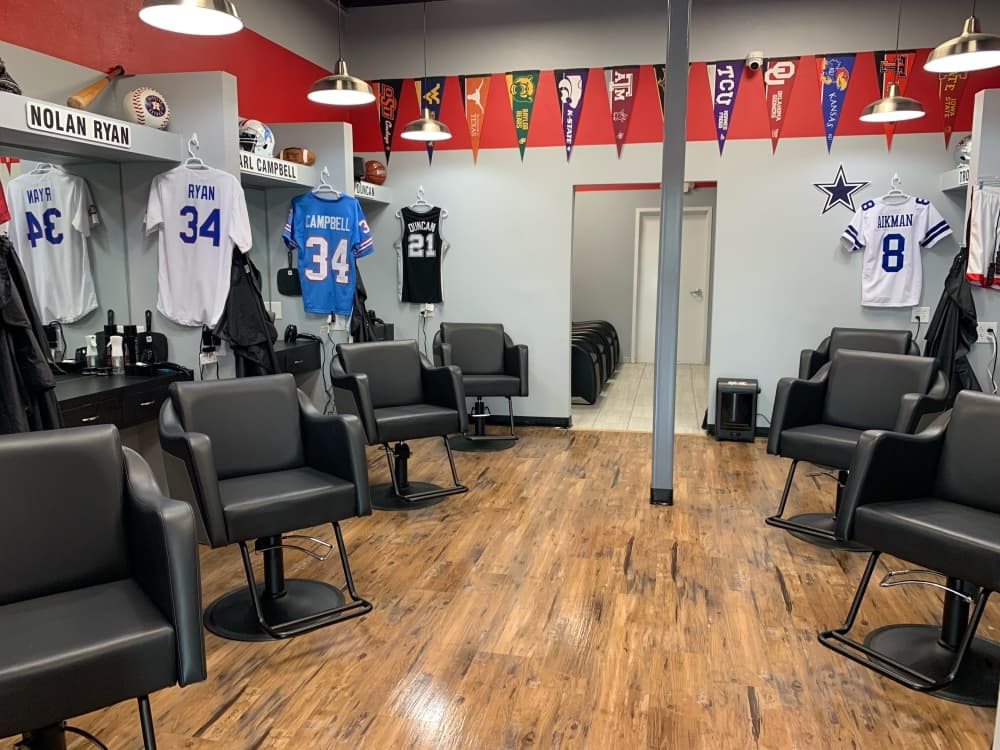 New Locker Room Haircuts comes to Southwest Austin, plus other business news