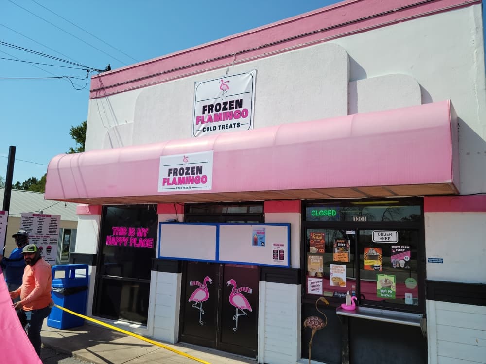 Georgetown's Shake's rebrands as Frozen Flamingo with expanded menu