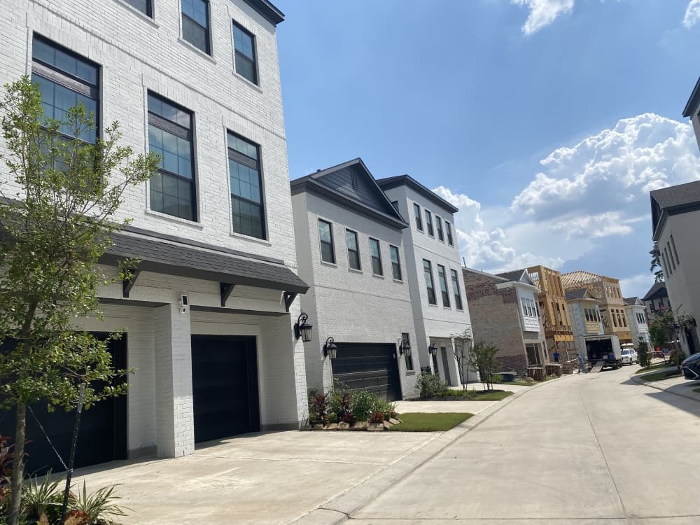 30 homes in The Woodlands' East Shore to be completed in early 2022