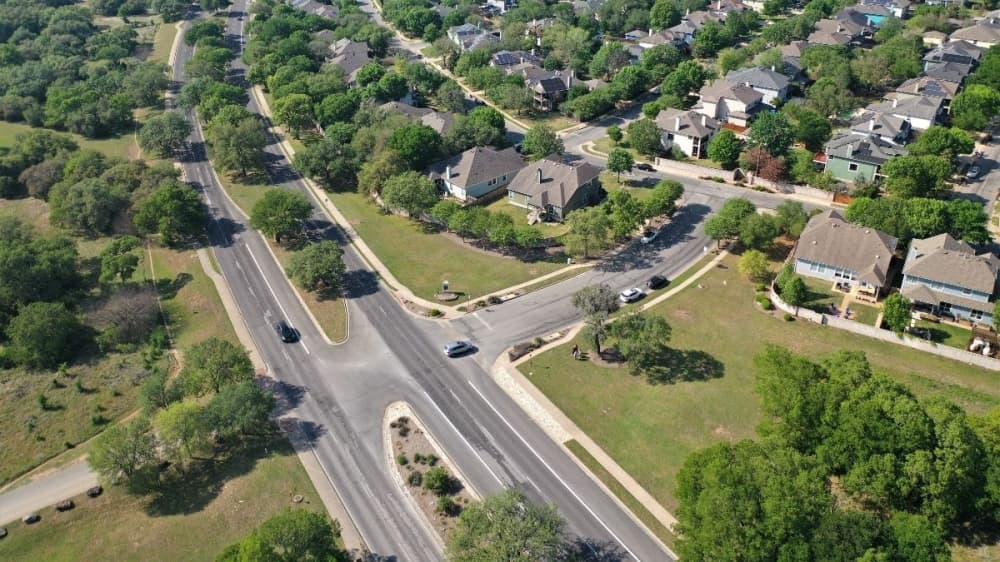 New pedestrian crossing signal coming to Slaughter Lane at Vinemont Drive