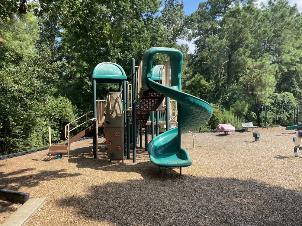 Learn about our September featured neighborhood, The Village of Cochran's Crossing