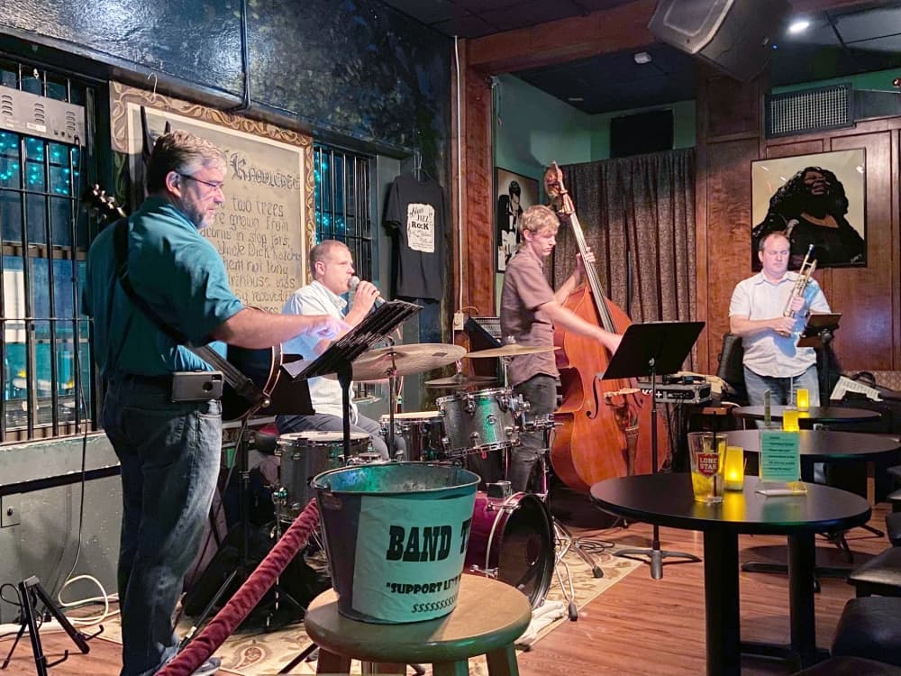 Green Oaks Tavern will host a Jazz Night Oct. 13 featuring Dennis Dotson with Lamar Boulet, Jordan Almes and Friends. (Courtesy Green Oaks Tavern)