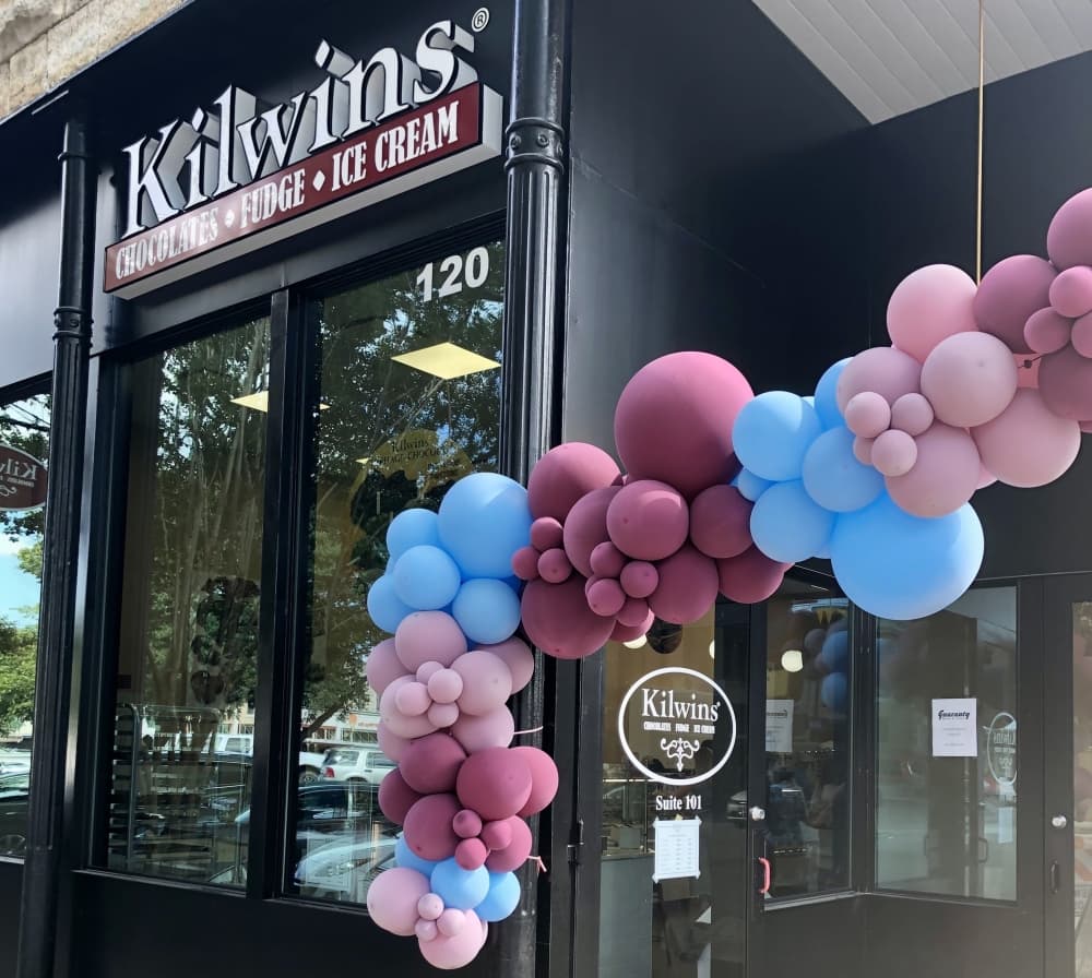Confectioner now open on the Georgetown Square