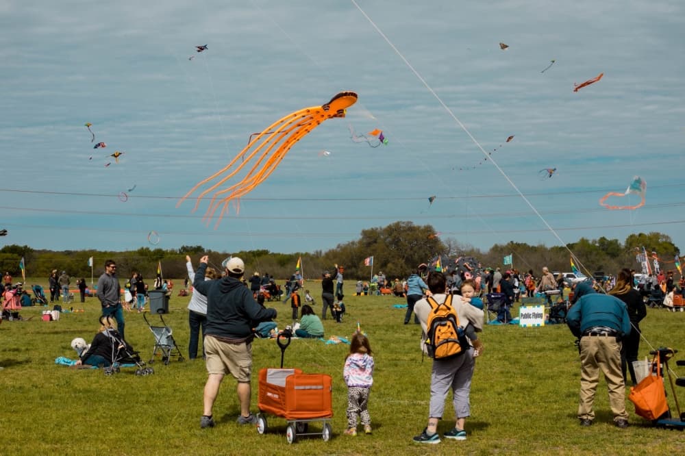 Autumn version of Fest of Tails Kite Festival and Dog Fair to debut at McAllister Park