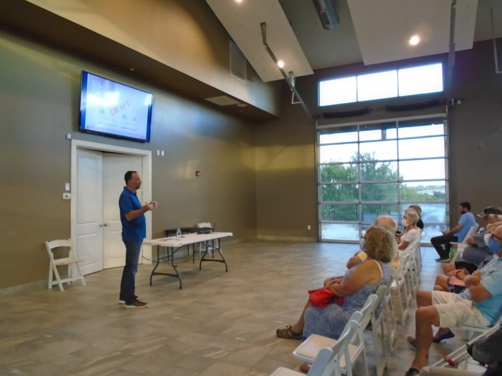 Developer offers residents latest vision of The Square at Lohmans