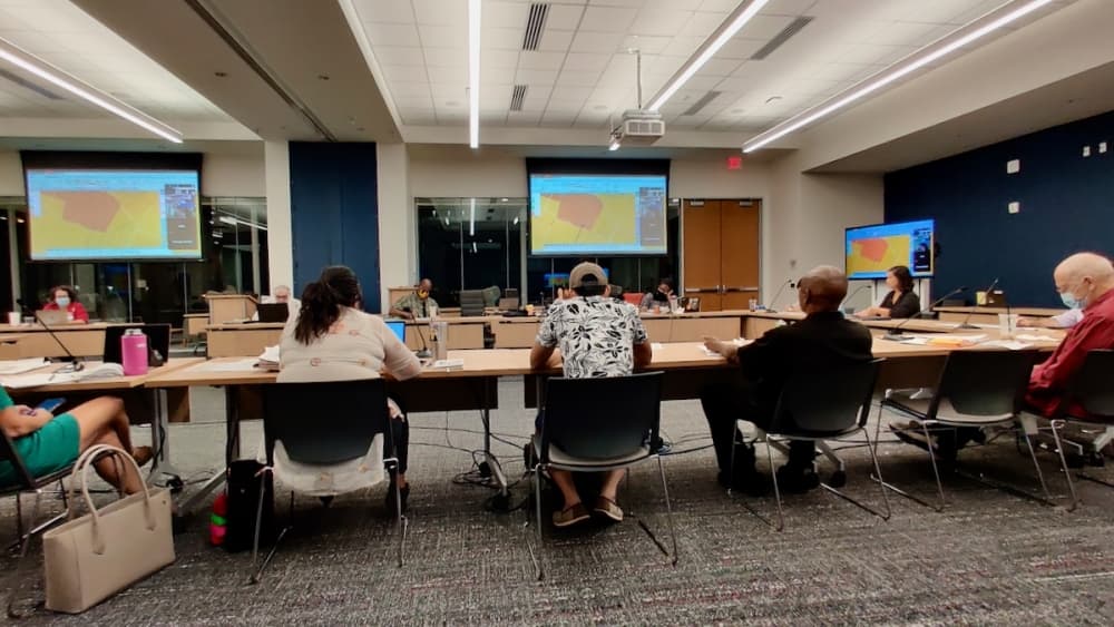 Redistricting commission approves final plan for Austin City Council district map update