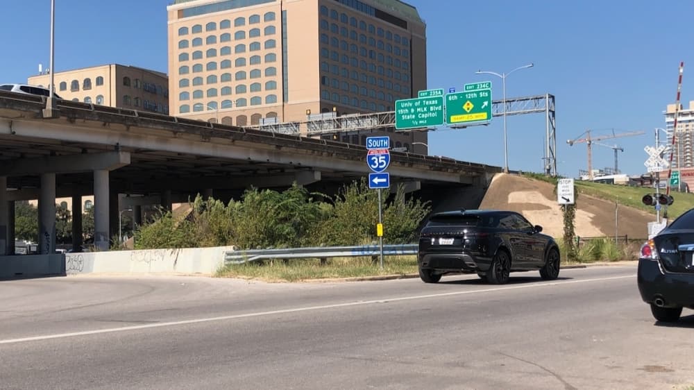 Nonprofit's tool says TxDOT I-35 expansion proposals would have profound environmental consequences