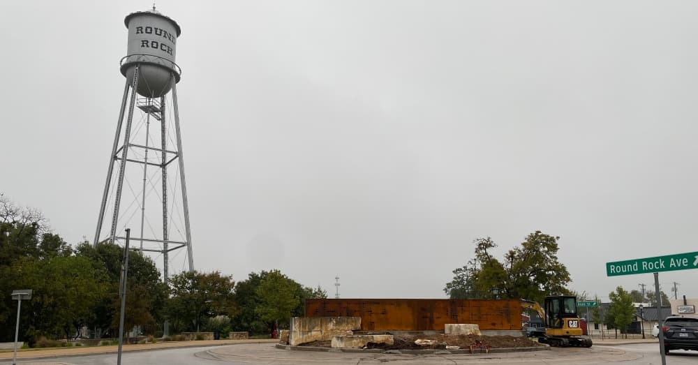 Downtown Round Rock roundabout sign replacement completion expected soon