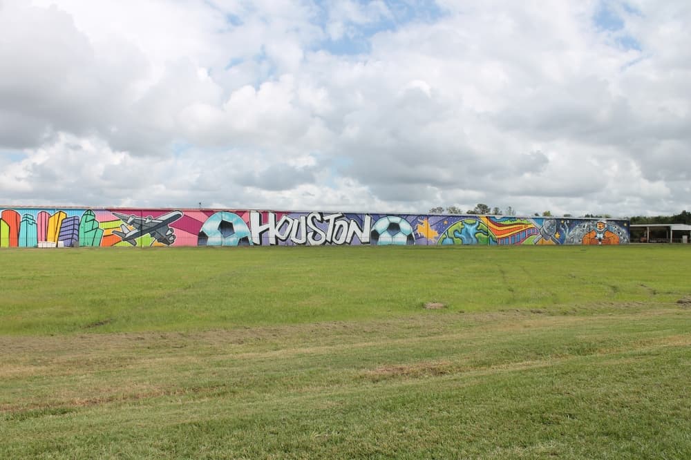 The mural spans 10,000 square feet and is 500 feet long by 20 feet tall. (Sierra Rozen/Community Impact Newspaper)