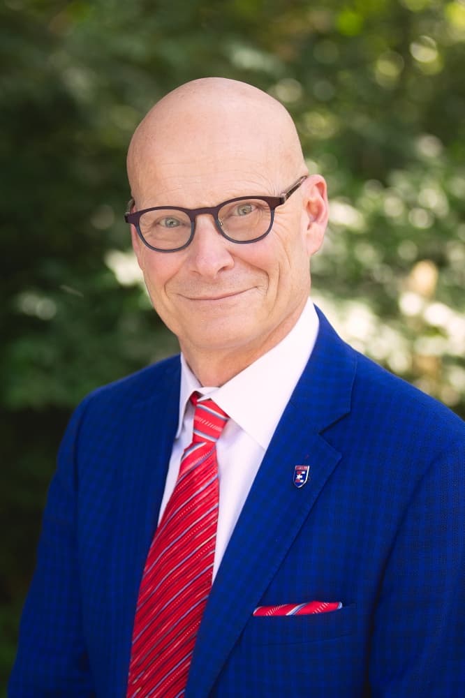 Eanes ISD Superintendent Tom Leonard announced his retirement plans at an Oct. 19 meeting. (Courtesy Eanes ISD)