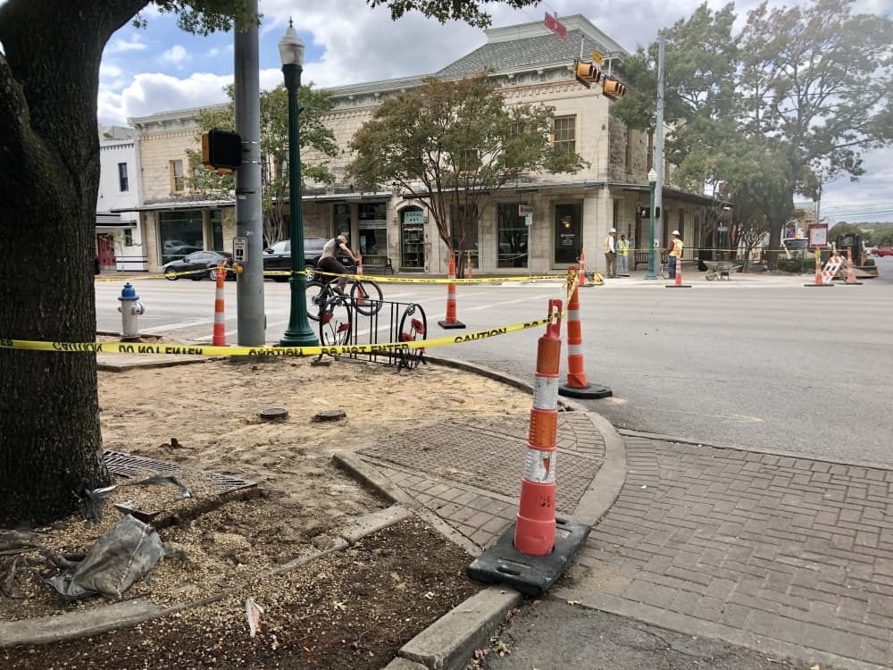 Sidewalk improvements on the Georgetown Square continue with lane closure