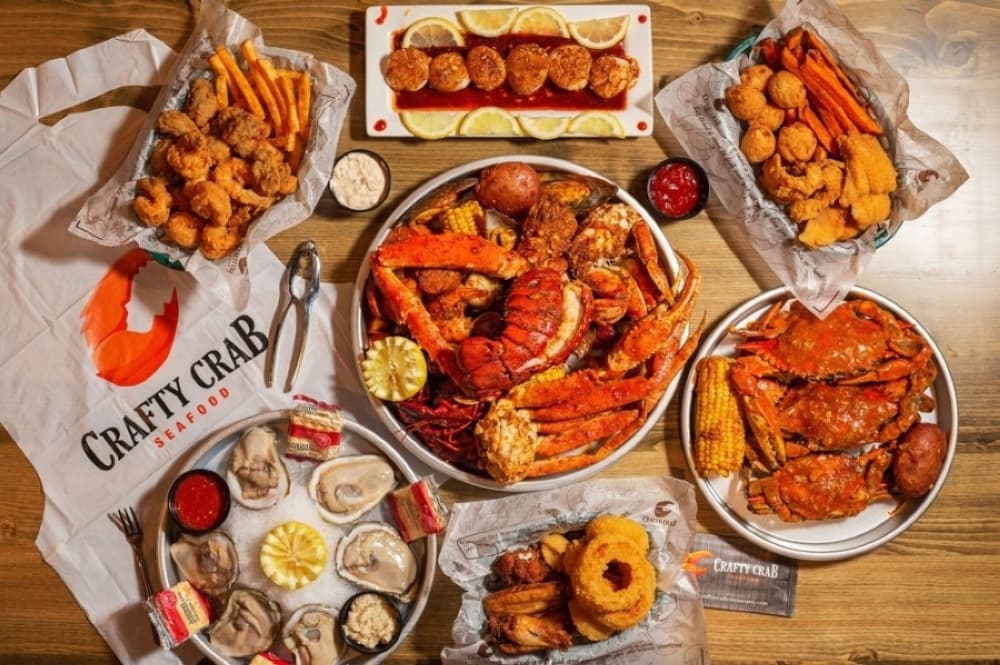 Crafty Crab coming to League City & more business news