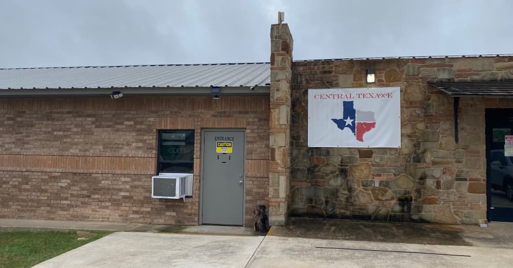 Central TexAXE ax-throwing venue now open in Round Rock