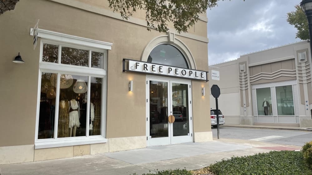 Free People boutique now open in Southlake Town Square