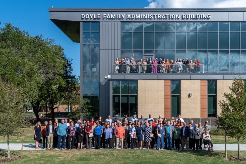College of the Mainland celebrates Doyle family legacy with building named in their honor