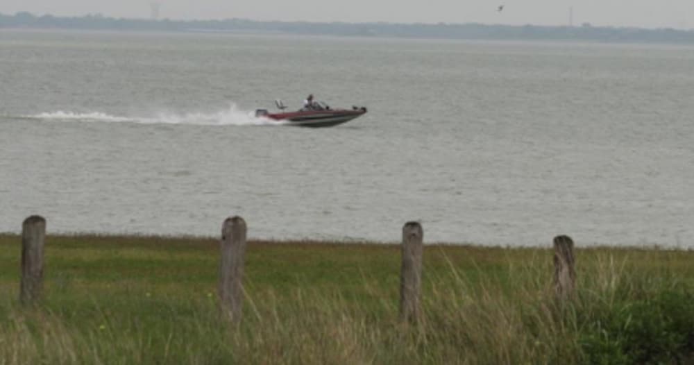 Lewisville considering pilot program to offer boat, jet ski rentals at Lake Park