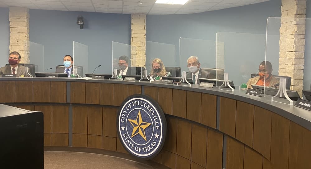 Pflugerville officials approve deal with private ambulance service company