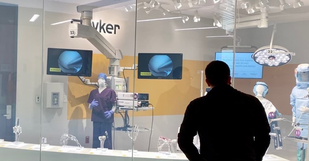 New mock operating room in North San Antonio used to help remove stigma from surgery