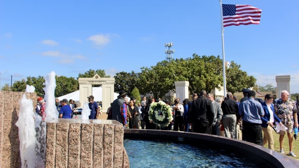 The Missouri City community gathered for a Veterans Day ceremony and memorial dedication Nov. 11. (Claire Shoop/Community Impact Newspaper)