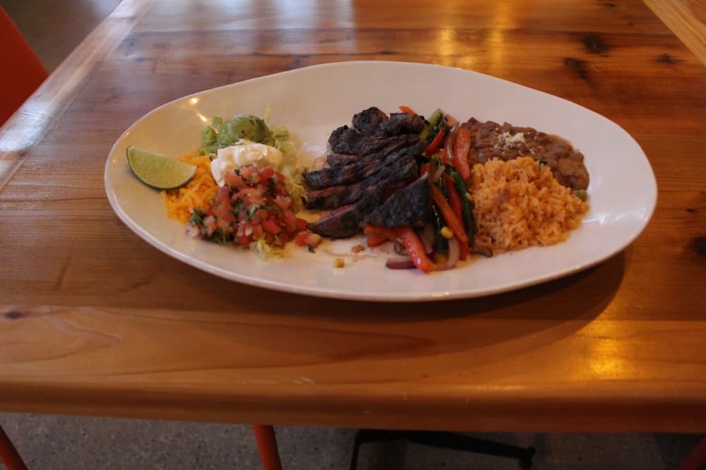 Skirt steak fajitas