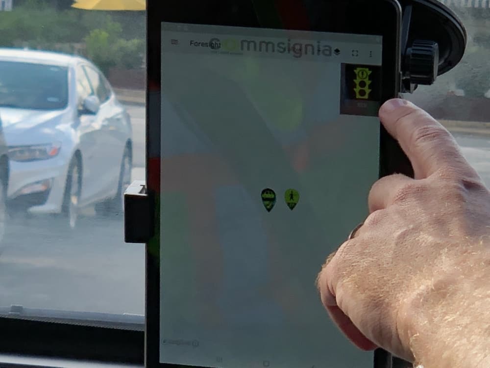 The program provides both pedestrian-crossing and red-light alerts to vehicles with connected capabilities. (Benton Graham/Community Impact Newspaper)