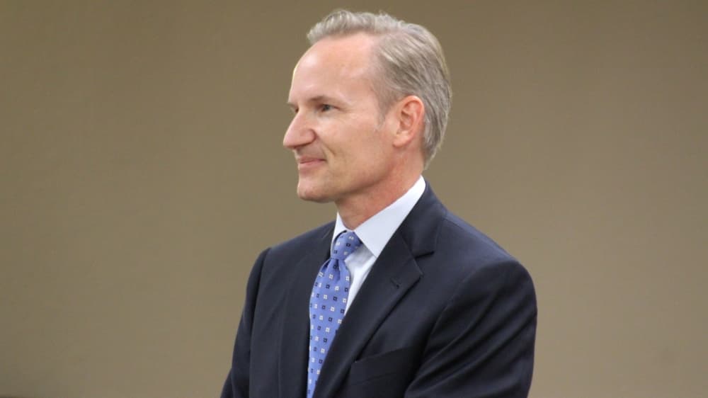 Andrew Yeager sworn in as Carroll ISD trustee; Eric Lannen becomes new board president