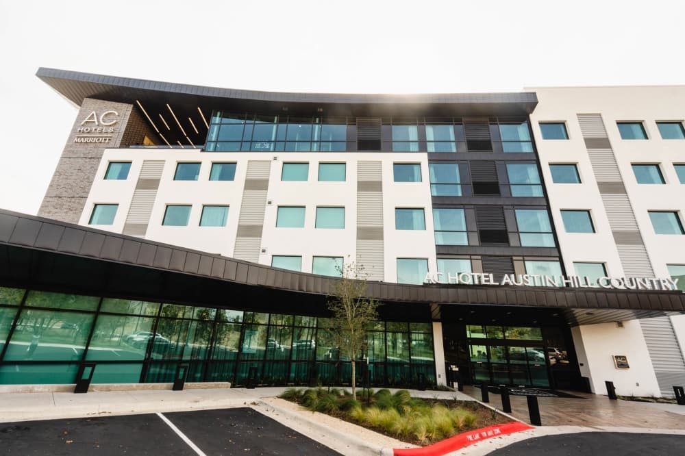 New 135-room Oak Hill hotel to open Nov. 17