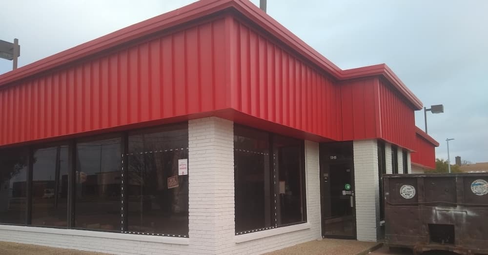 Lucky's Hot Chicken to open Richardson location on East Belt Line Road